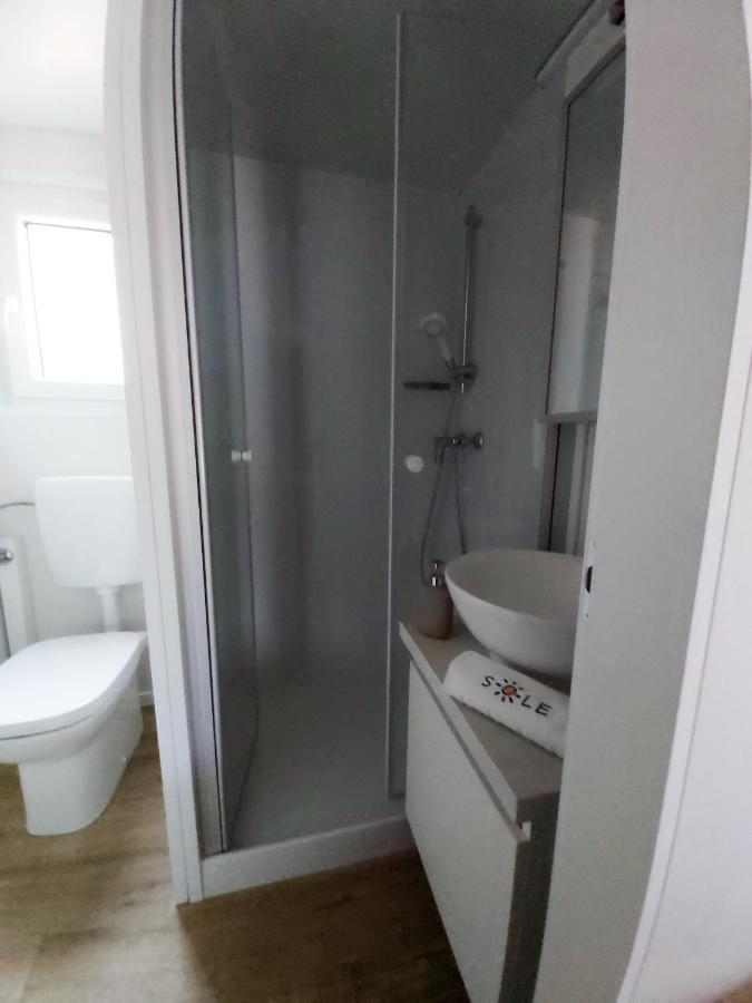 Mobile Home Sole Biograd Na Moru Exterior photo